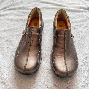 Clarks Brown Leather Women's Mules